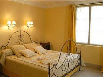 Domaine De La Fosse Bed & Breakfast Albaron Exterior photo
